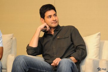 Mahesh Babu at Srimanthudu Movie Press Meet